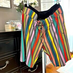 Lululemon Multicolor Stripe Hybrid Shorts Size 40